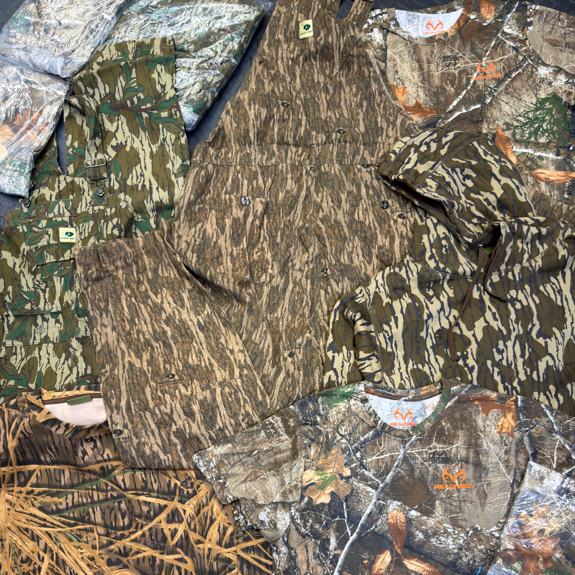 Real Tree/Mossy Oak Mix (Dungaree, T-Shirt, Sweatshirt, Hoodie)